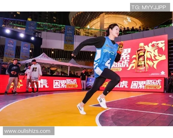 中国女明星热爱篮球的背后故事与球迷互动的精彩瞬间